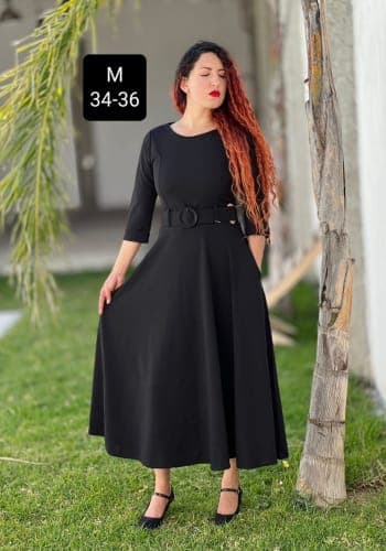 Vestido  largo color Negro talla Mediano estilo Circular