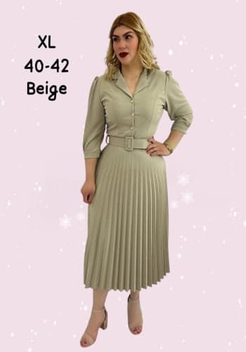 Vestido  largo color Beige  talla Extragrande  estilo Tableado